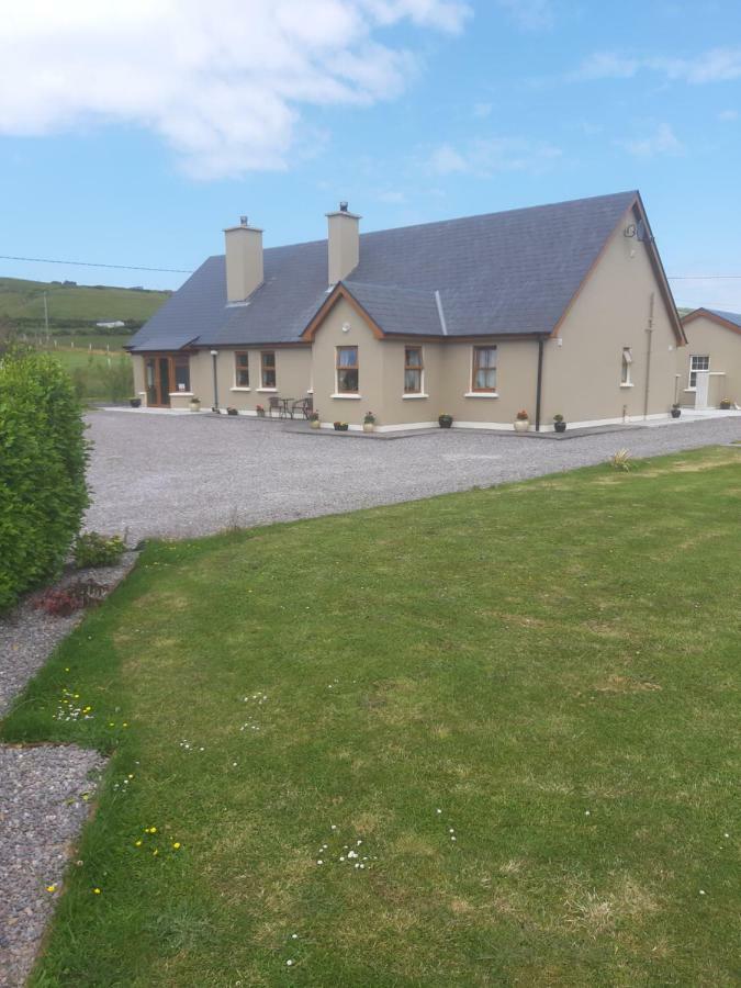 A New U Country Cottage Clynacartan Exterior photo